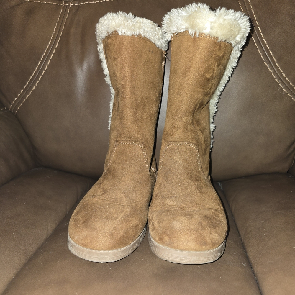 Cat & Jack Brown Boots with Cream Lining